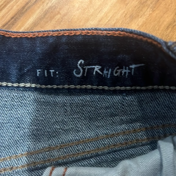 Eddie Bauer Straight Fit Flex Jeans - Picture 3 of 5